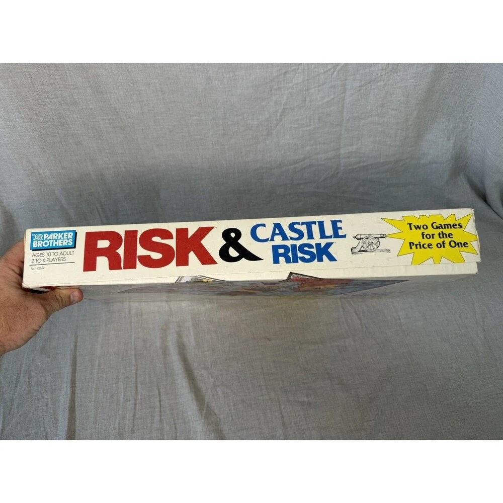 Risk and Castle Risk Parker Brothers 1990 Vintage No. 0042 Complete